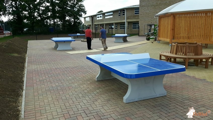 Arthur Mellows Village College out  Glinton