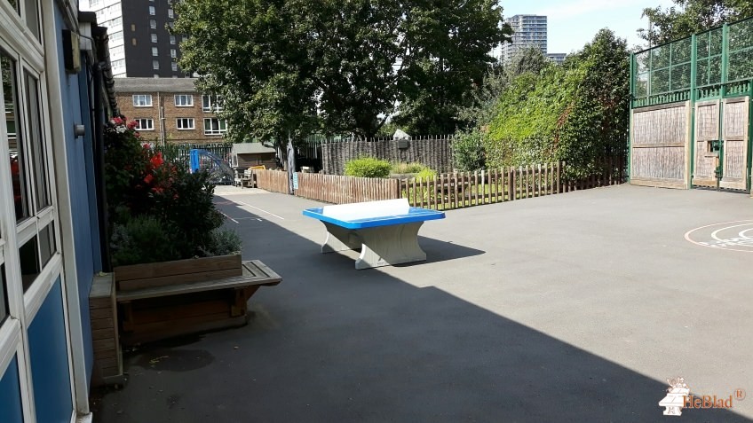 Carpenters school out  Stratford, London