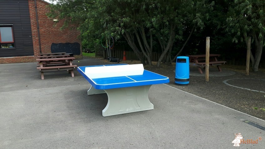 Alexander Hosea School out  Wickwar, South Gloucestershire