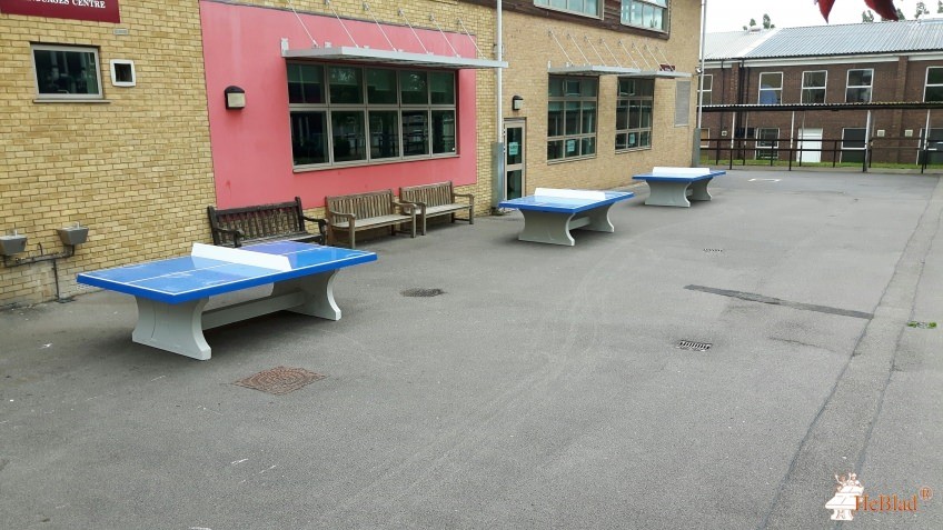 Parmiter's School out  Garston Nr Watford