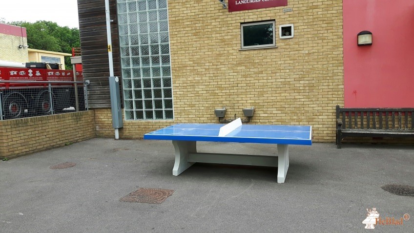 Parmiter's School out  Garston Nr Watford