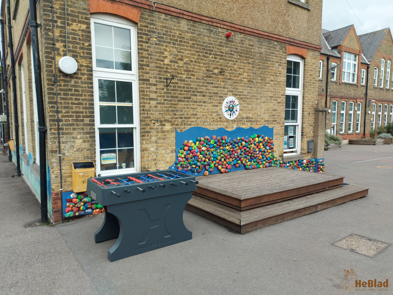 Bounds Green Infant School out  London