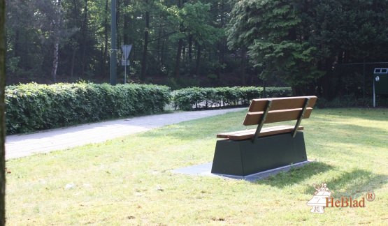 Concrete bench DeLuxe with bottom plate and backrest Anthracite