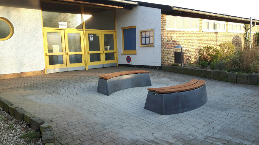 Bench DeLuxe Oval Anthracite-Concrete