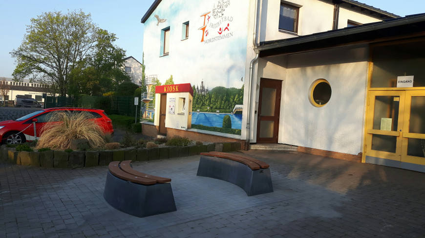 Bench DeLuxe Oval Anthracite-Concrete