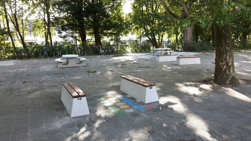 Bench DeLuxe Natural Concrete