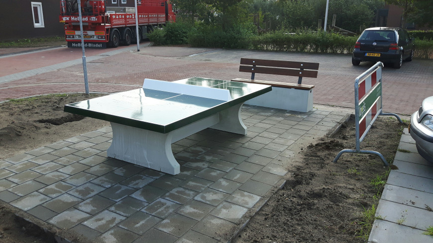 Bench DeLuxe with backrest Natural Concrete
