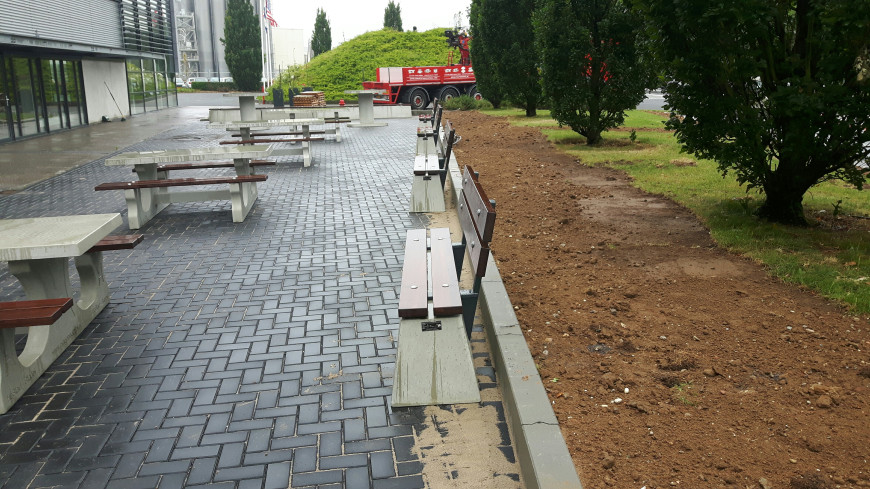 Bench DeLuxe with backrest Natural Concrete