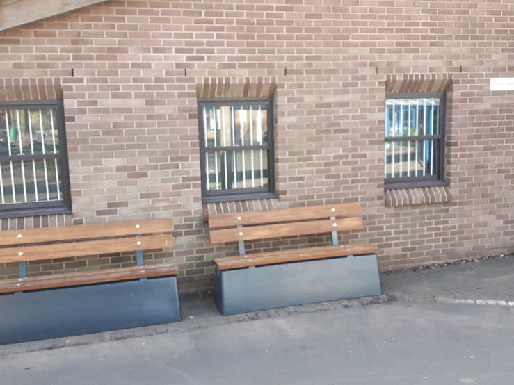 Concrete bench DeLuxe with backrest Anthracite