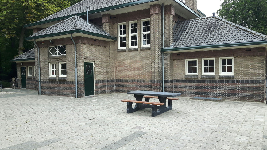 Picnic table DeLuxe Anthracite-Concrete Wheelchair accessible