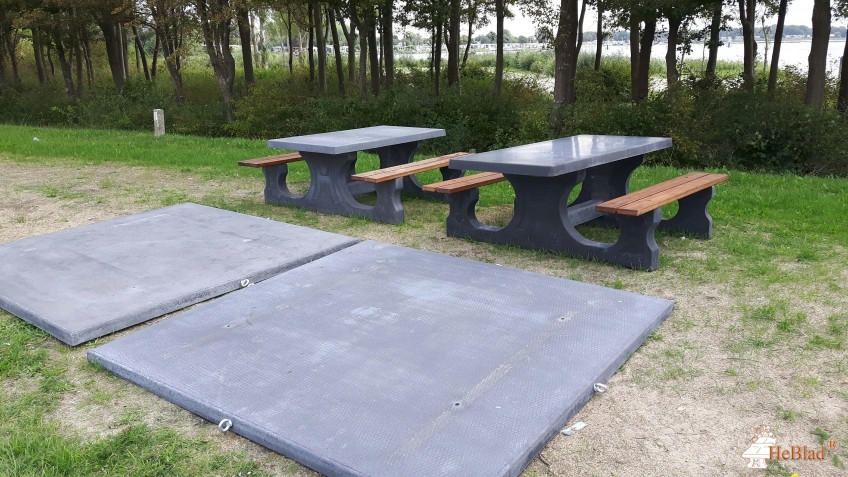 Picnic table DeLuxe Anthracite-Concrete Wheelchair accessible