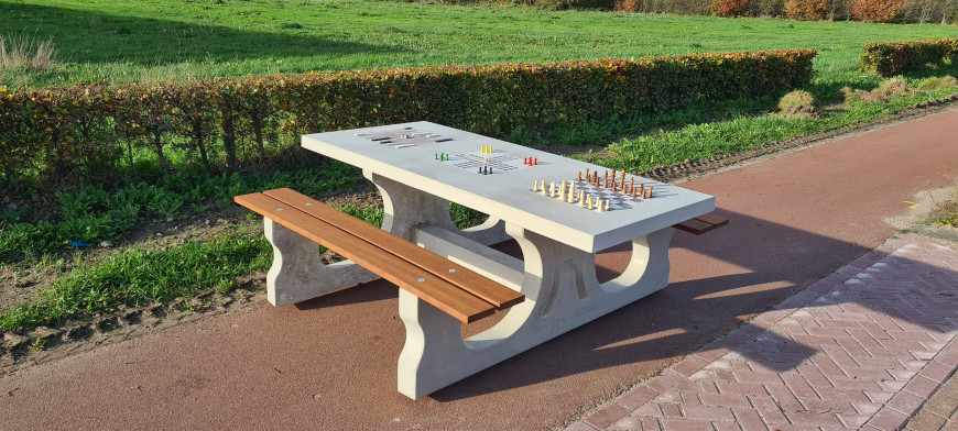 Multi Gaming table (1-3-4) DeLuxe