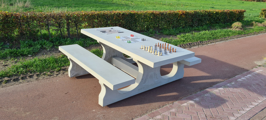 Multi Gaming table (1-3-4) Standard