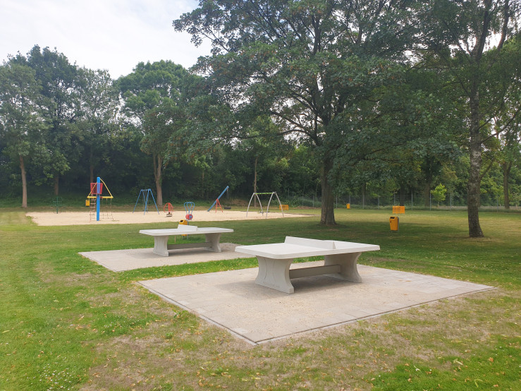 Ping-pong table rounded, Natural Concrete