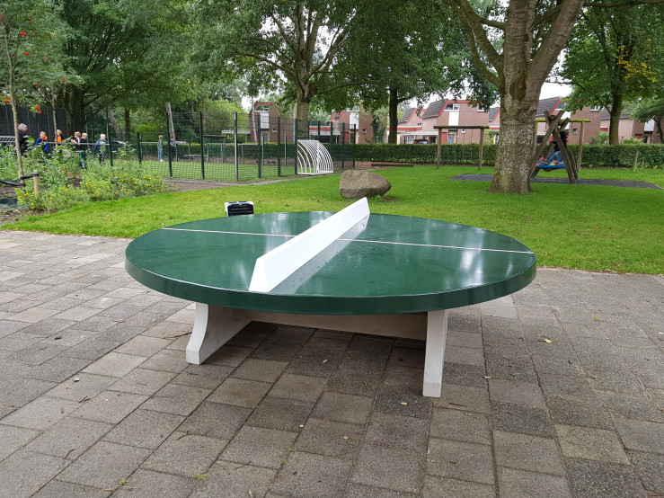 Concrete Ping-pong table green, round