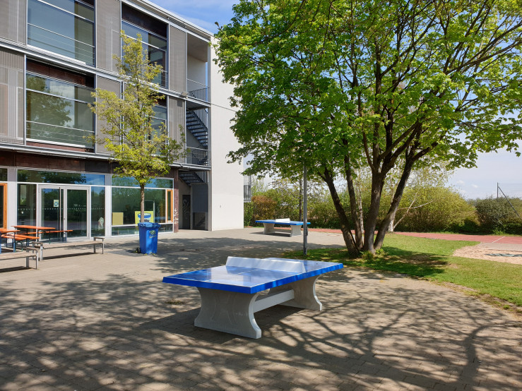 Concrete Ping-pong table blue