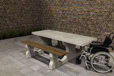 Wheelchair Accessible DeLuxe