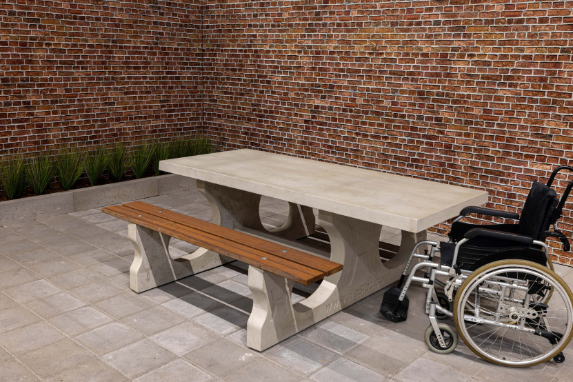 wheelchair friendly picknick set