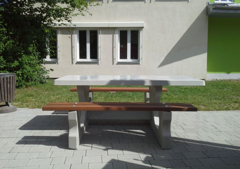 Picnic table DeLuxe Natural Concrete Wheelchair accessible 