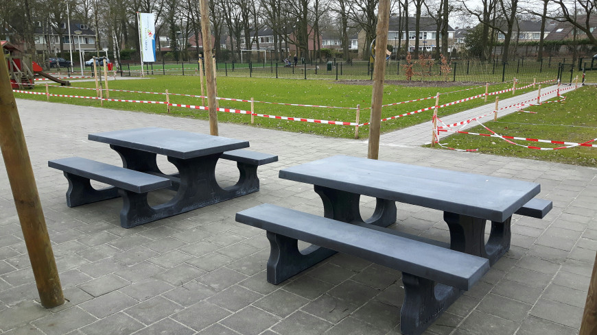 Picnic table Standard Anthracite-Concrete