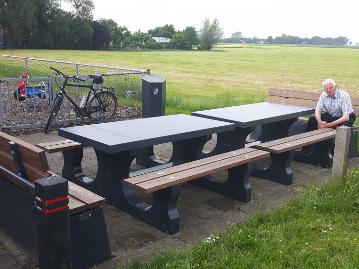 Concrete Picnic table DeLuxe Anthracite 