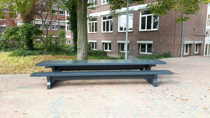 Concrete Picnic table Standard XL Anthracite